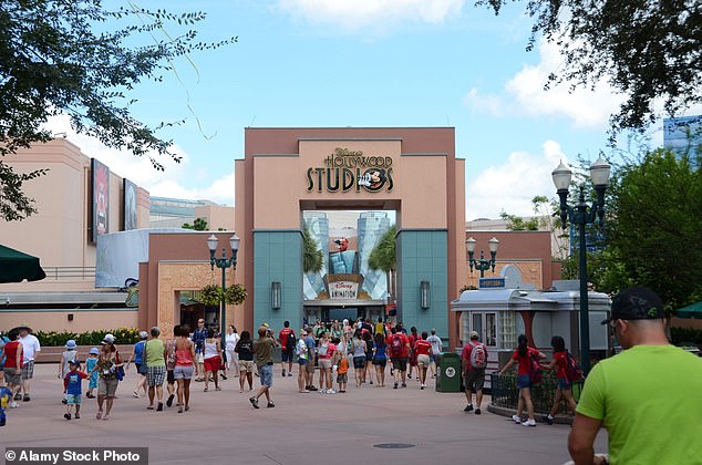 Disney World removes iconic Hollywood Studios archway in Orlando overnight leaving fans heartbroken and shocked