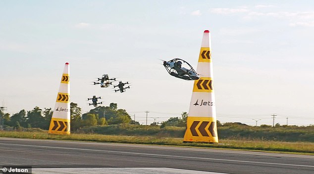 Jetson pilots electrify the crowd as flying cars race through the skies of Texas in the world’s first ever Jetson Air Games event