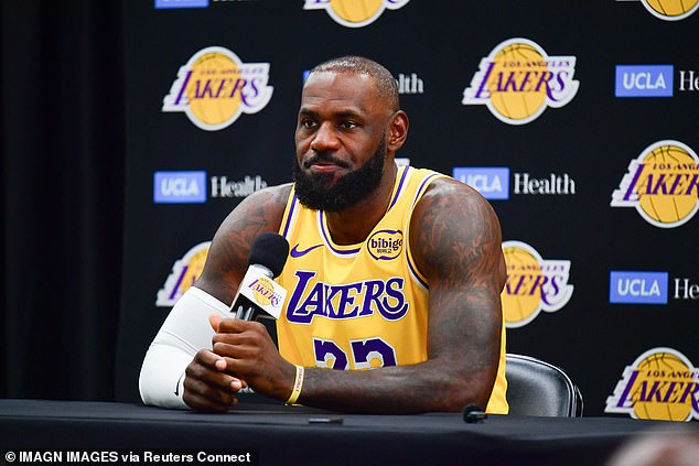 Kevin Durant Breaks NBA Career Earnings Record After Signing $90 Million Contract with Houston Rockets in Texas