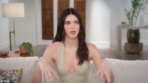 Kris Jenner Surprises Family by Inviting Caitlyn Jenner to Final Dinner in Hidden Hills Mansion, Leaving Kendall and Kylie Stunned