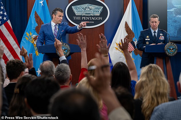 Pete Hegseth threatens to revoke Pentagon press access from major news outlets in Washington over new compliance rules undermining First Amendment protections