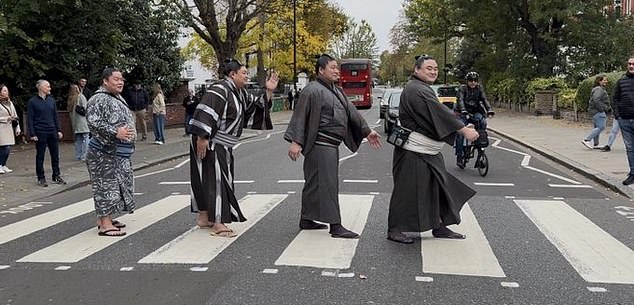 London Welcomes Sumo Wrestlers with Sold-Out Royal Albert Hall Event as Fans Snap Up Tickets and Noodle Supplies Run Short