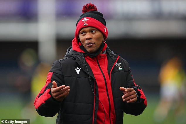 Former Wales rugby coach Warren Abrahams dies suddenly at age 43 while working with Belgium women’s team in Kenya