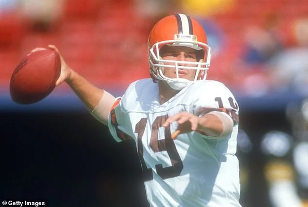 Former NFL quarterback Bernie Kosar undergoes third surgery in Cleveland as he battles liver failure and Parkinson’s disease