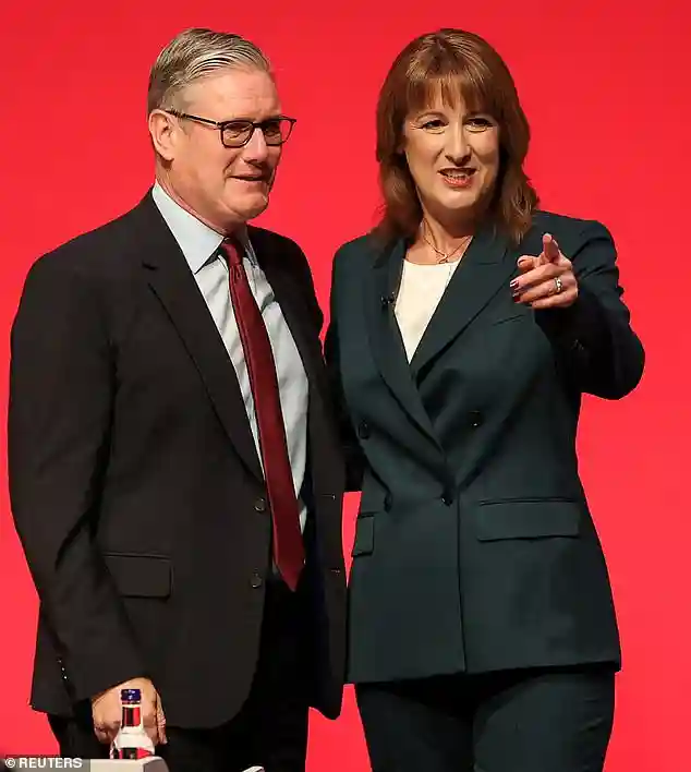 Britons express historic loss of confidence as Labour’s economic management faces sharp criticism ahead of the Budget in the UK