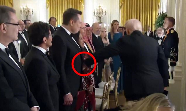 Donald Trump Greets Elon Musk With Paternal Gesture at Black Tie Dinner in Washington D C Highlighting the Restoration of Their Relationship