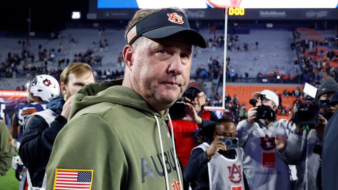 Hugh Freeze Loses Job as Head Coach of Auburn Tigers After Defeat by Kentucky Wildcats in Alabama