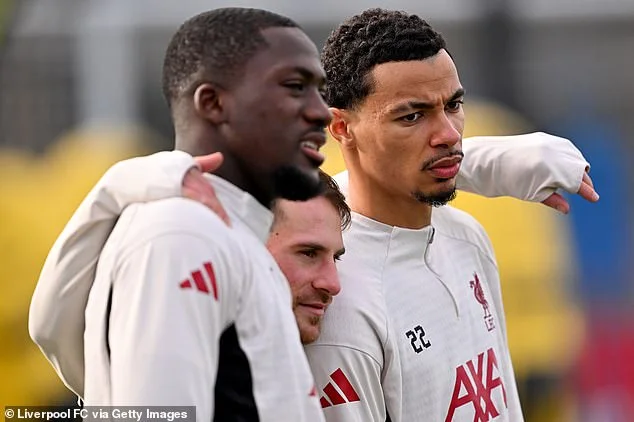Ibrahima Konate motivates Liverpool team-mate Hugo Ekitike with playful gym challenge during training session on Merseyside