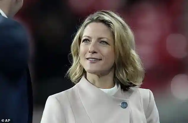 Jacqui Oatley announces her departure from ITV Sport after a decade of presenting football and darts in the UK