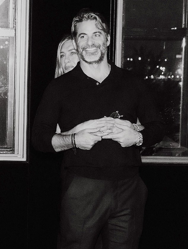 Jennifer Aniston Falls for Scorpio Executive Jim Curtis in Hollywood Pairing Astrologers Describe as Passionate, Devotional, and Potentially Explosive