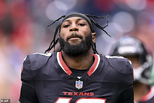 Kris Boyd suffers life-threatening gunshot wound in Midtown Manhattan as police investigate New York shooting