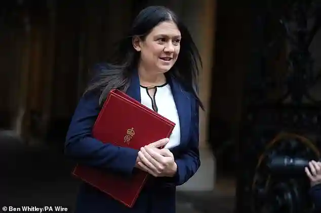Culture Secretary Lisa Nandy signals intention to approve sale of Daily Telegraph to DMGT in the United Kingdom