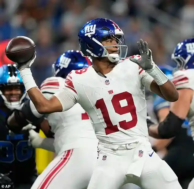 New York Giants attempt a risky touchdown instead of kicking a field goal against Detroit Lions and lose in overtime on a heartbreaking play